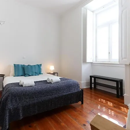 Apartment Do Castelo, Downtown Lisbon